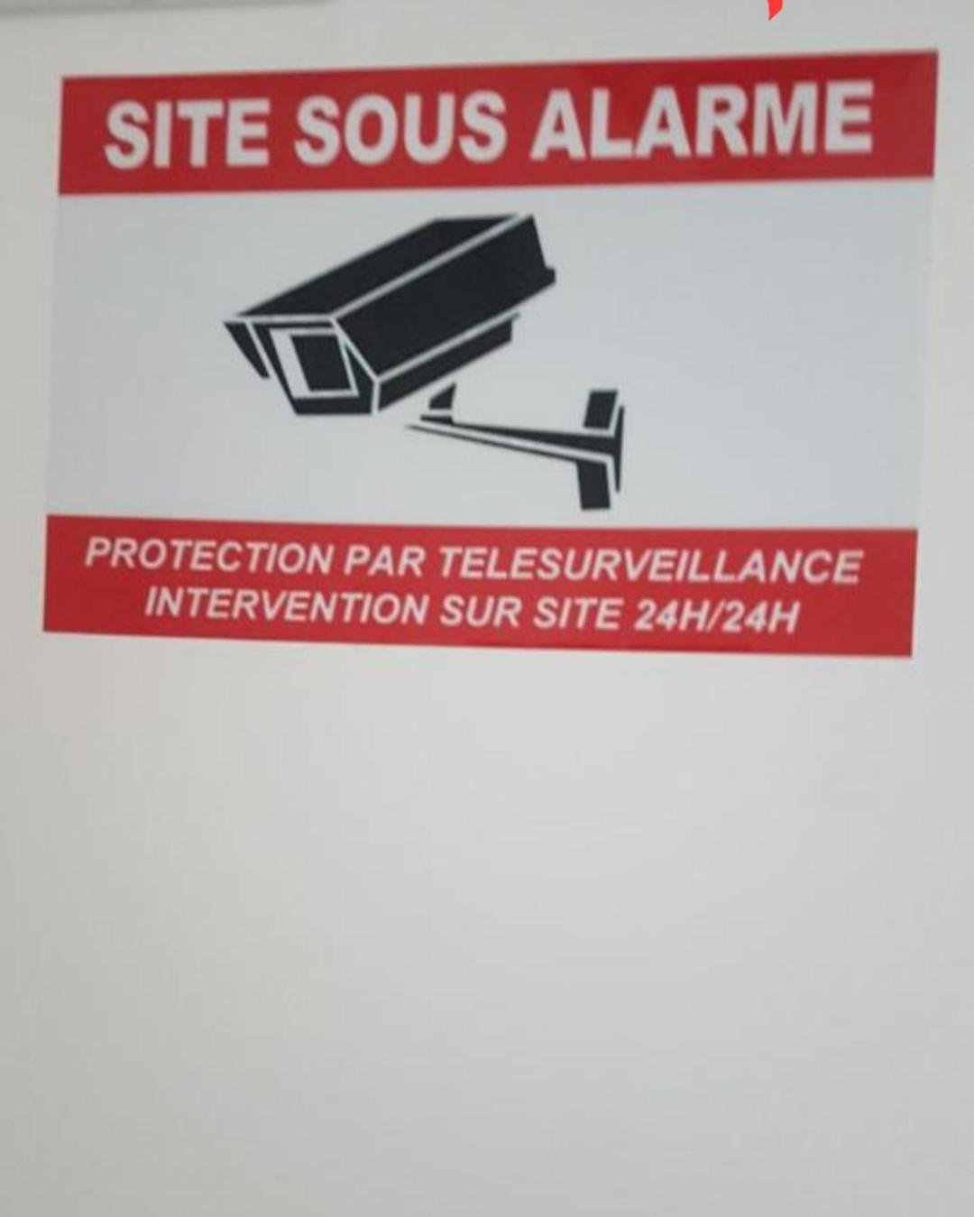 Appartement Grand Appartement, 2 Ou 3 Ou 4 Pieces, Tramway Sur Place, Proche Gare Sncf St Augustin 5 Min, Aeroport A 7 Min, Ou Allianz Riviera 10 Min, Palais Nikaia 2 Min , Supermarche Sur Place, Parking Possible Si Disponible Ou Payant A 1000 Metre